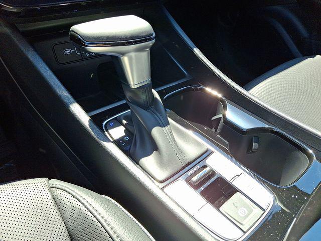 2026 Hyundai Santa Cruz Limited - Photo 9