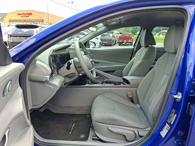 2024 Hyundai Elantra SEL - Photo 13