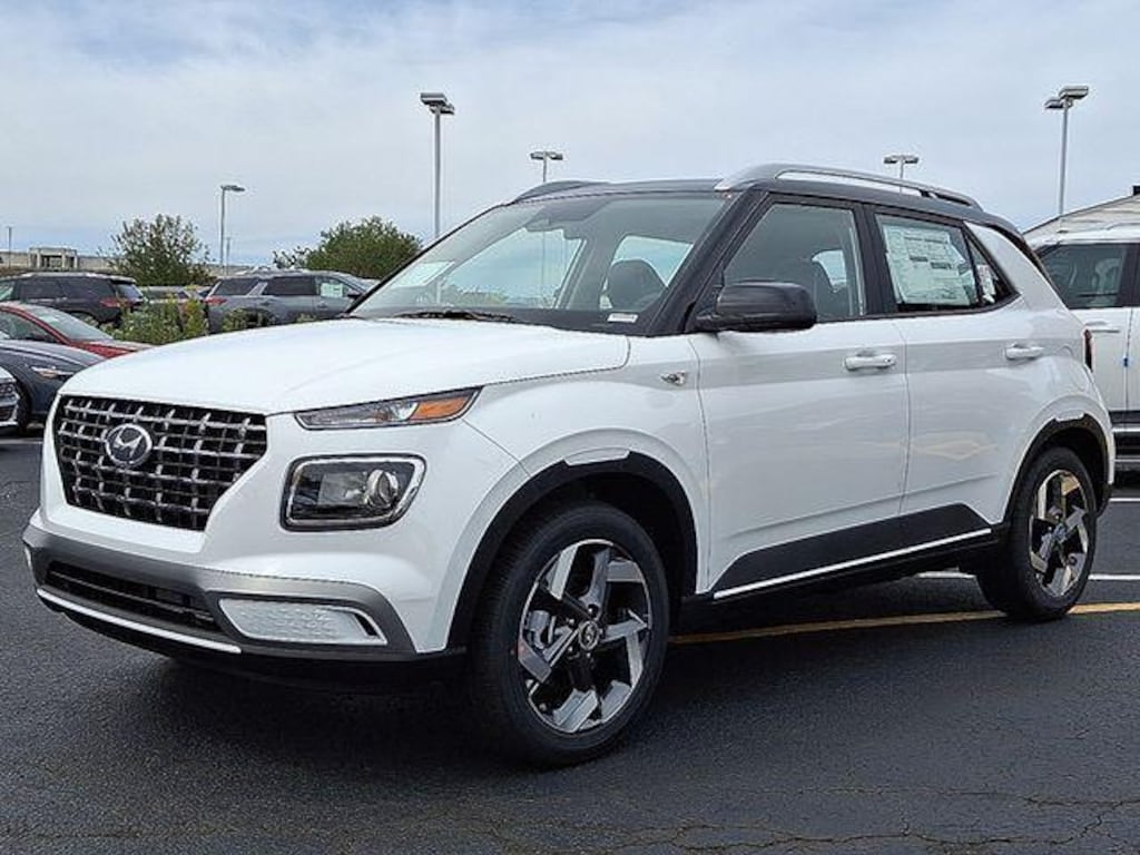 New 2026 Hyundai Venue SEL w/Two-Tone Roof SUV