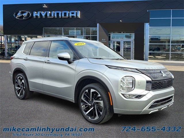 2024 Mitsubishi Outlander SEL's photo