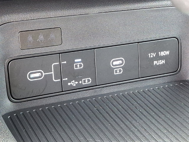 2024 Hyundai Kona SE - Photo 24