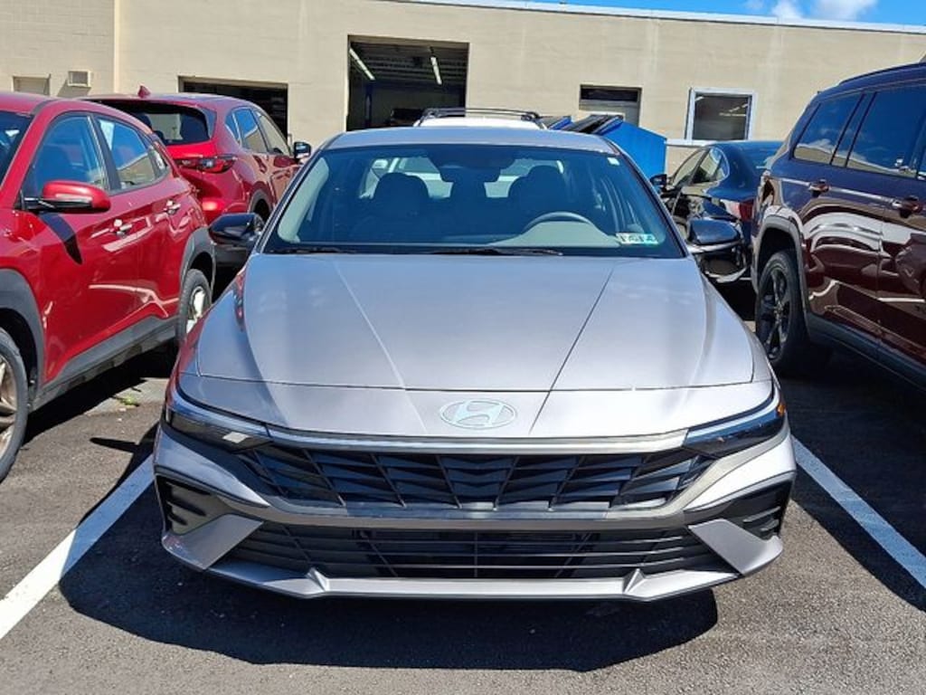 Certified 2025 Hyundai Elantra Hybrid SEL Sport Sedan