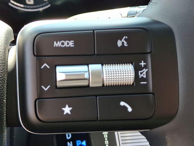 2026 Hyundai Santa Fe SE - Photo 10