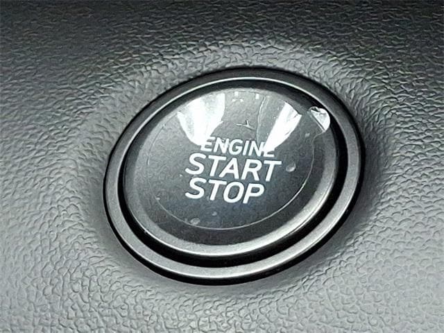 2025 Hyundai Elantra SEL Sport photo 4