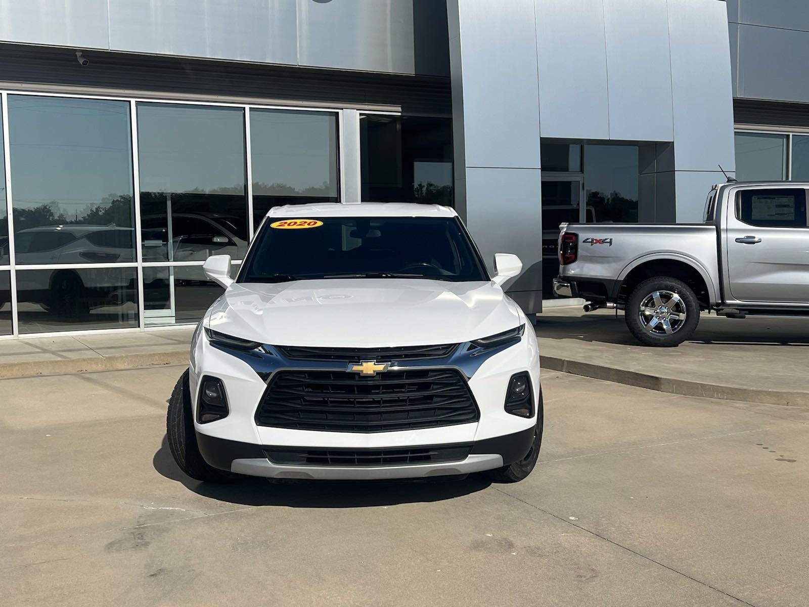 Used 2020 Chevrolet Blazer 1LT with VIN 3GNKBBRA3LS692219 for sale in Columbus, KS