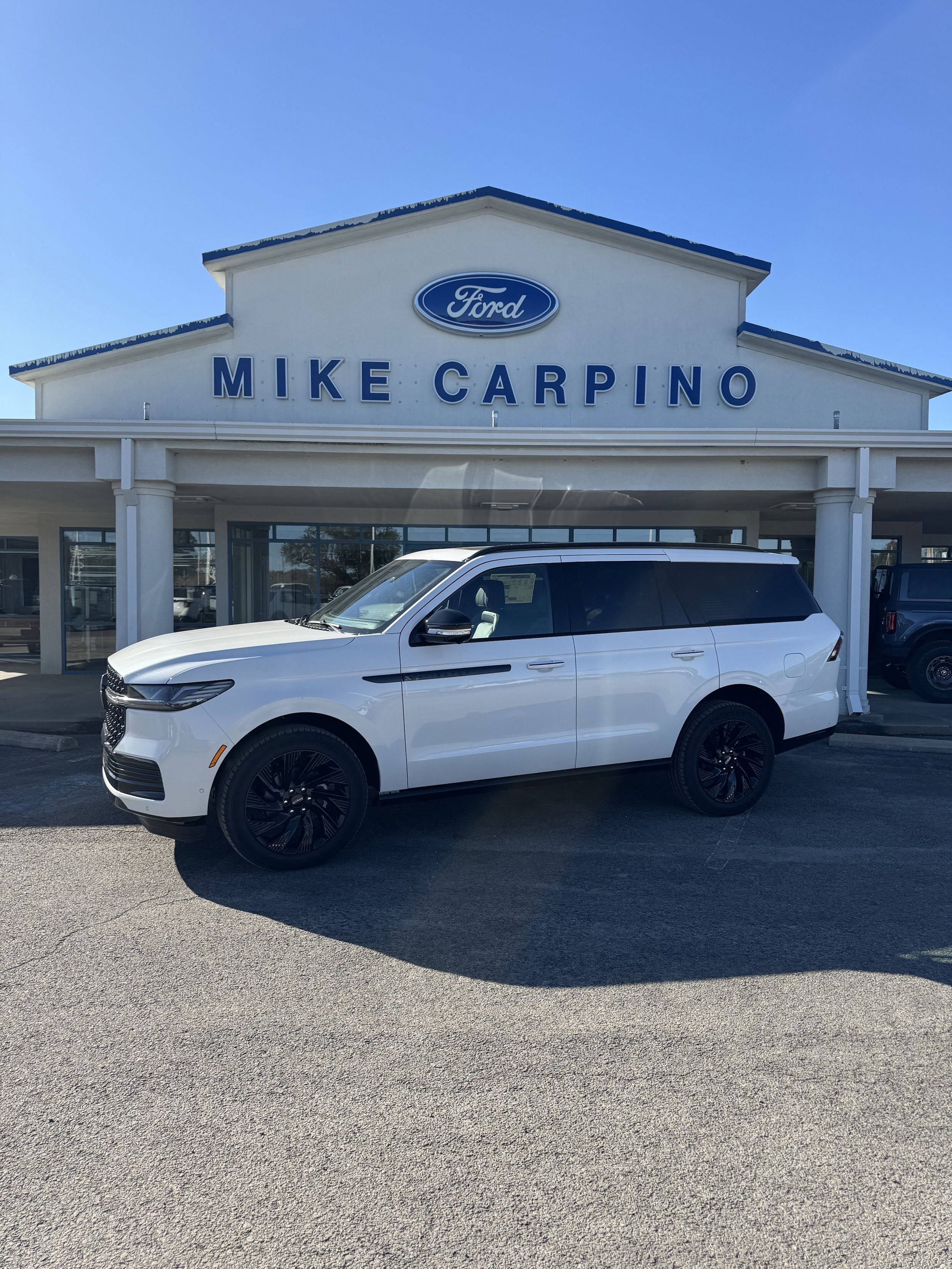 2025 Lincoln Navigator Reserve's photo