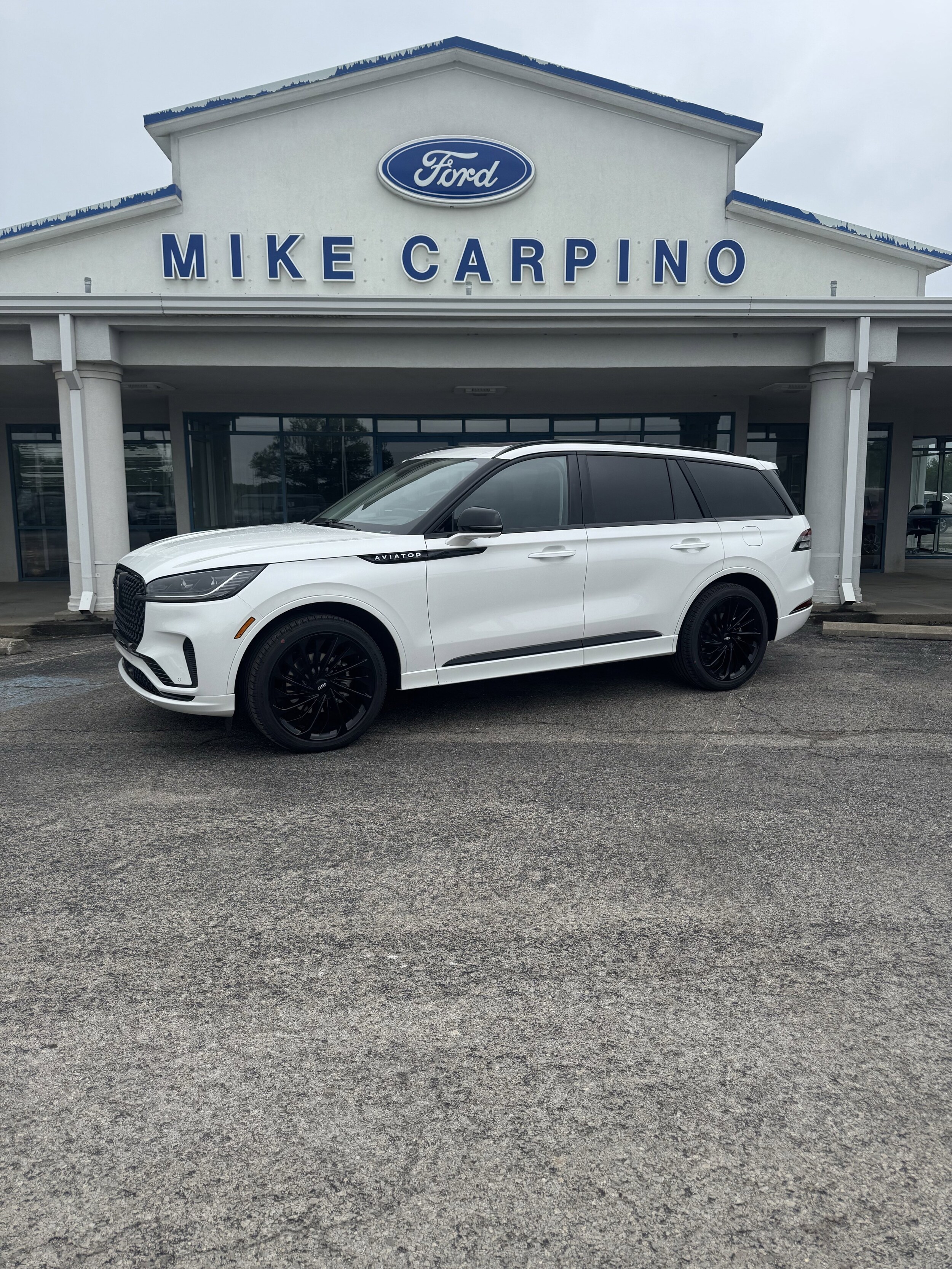 2026 Lincoln Aviator Reserve AWD's photo