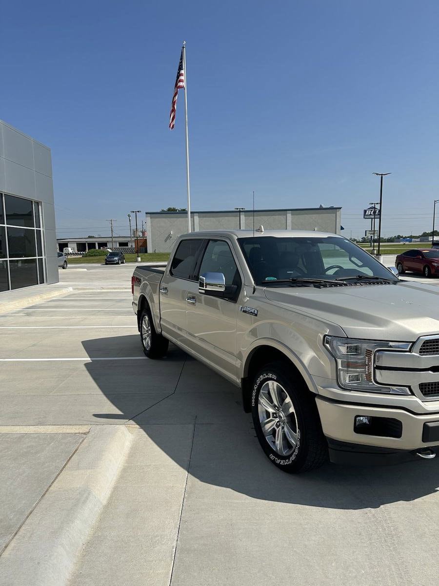 Used 2018 Ford F-150 Platinum with VIN 1FTEW1EGXJFE16166 for sale in Parsons, KS