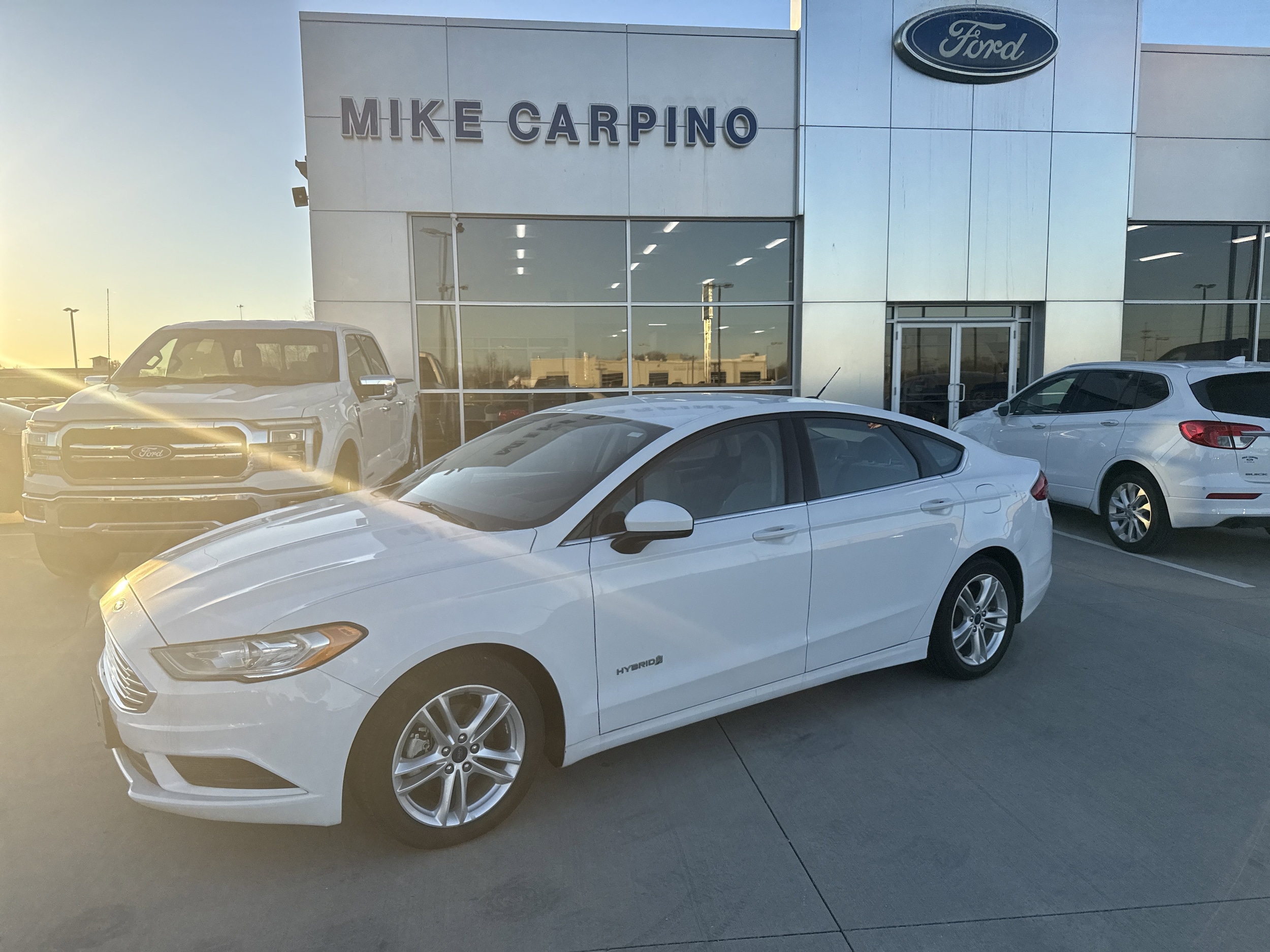 2018 Ford Fusion Hybrid S's photo