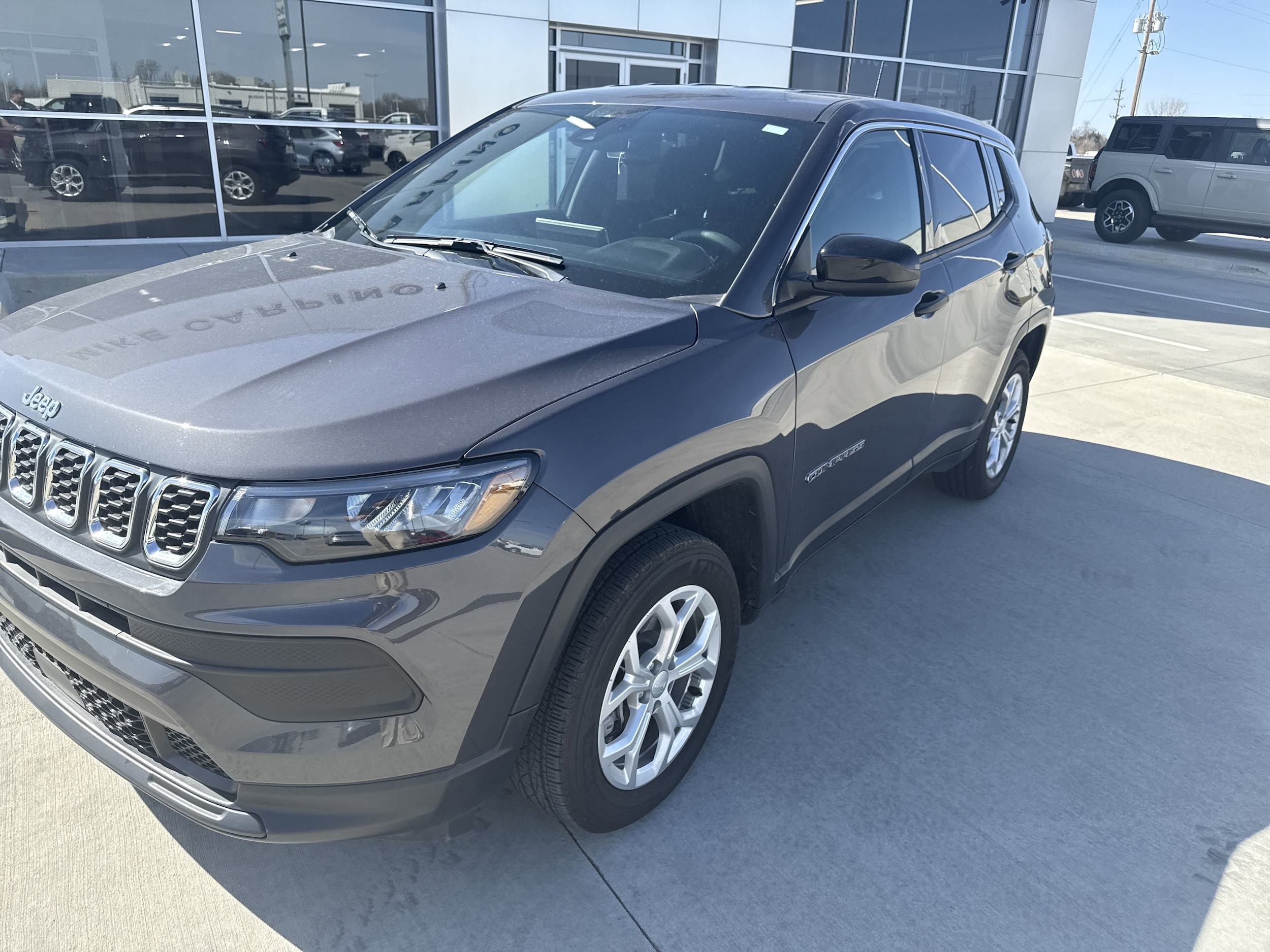 Used 2024 Jeep Compass Sport with VIN 3C4NJDAN9RT132419 for sale in Parsons, KS