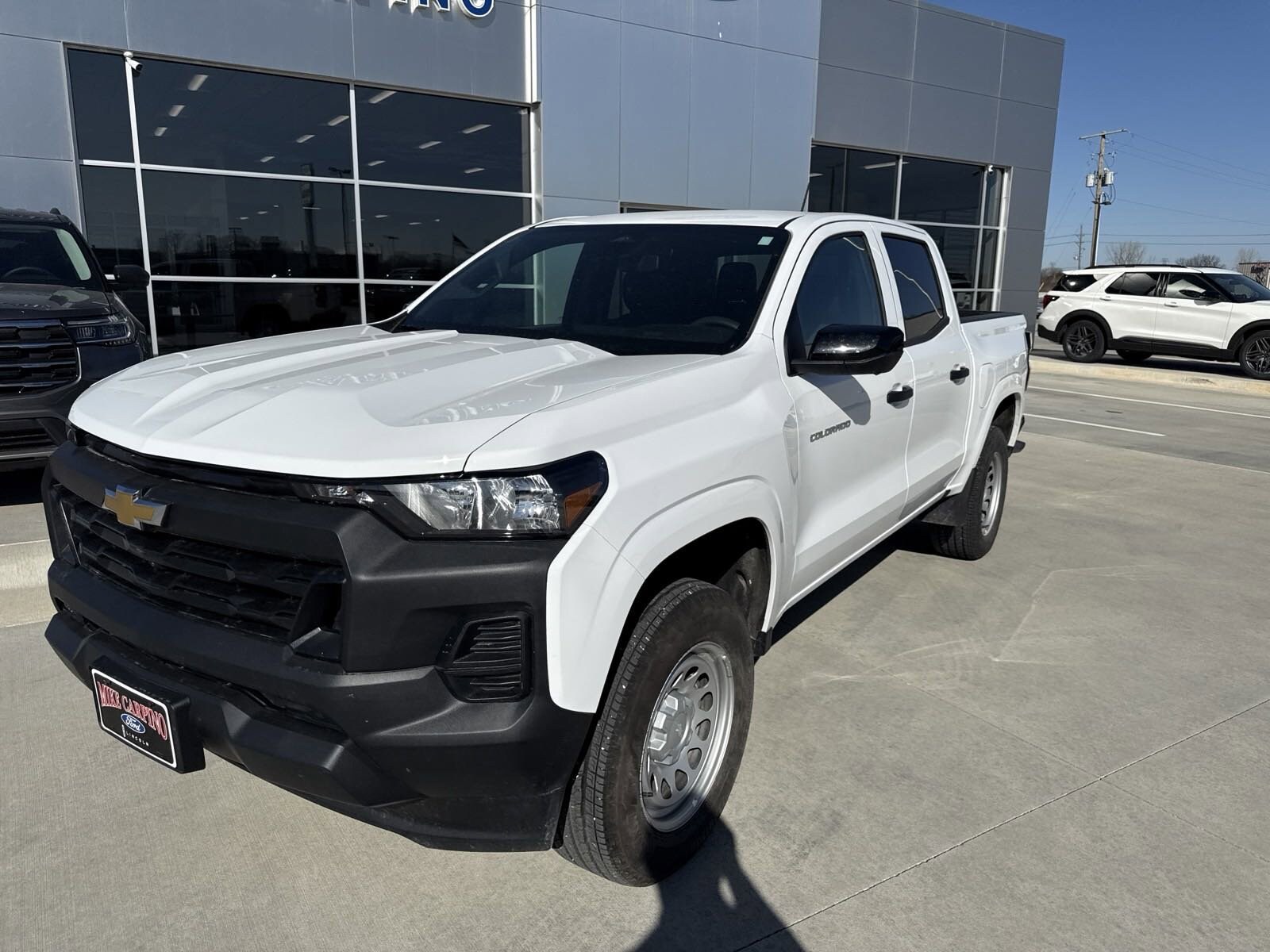 Used 2024 Chevrolet Colorado Work Truck with VIN 1GCPTBEK6R1257084 for sale in Parsons, KS