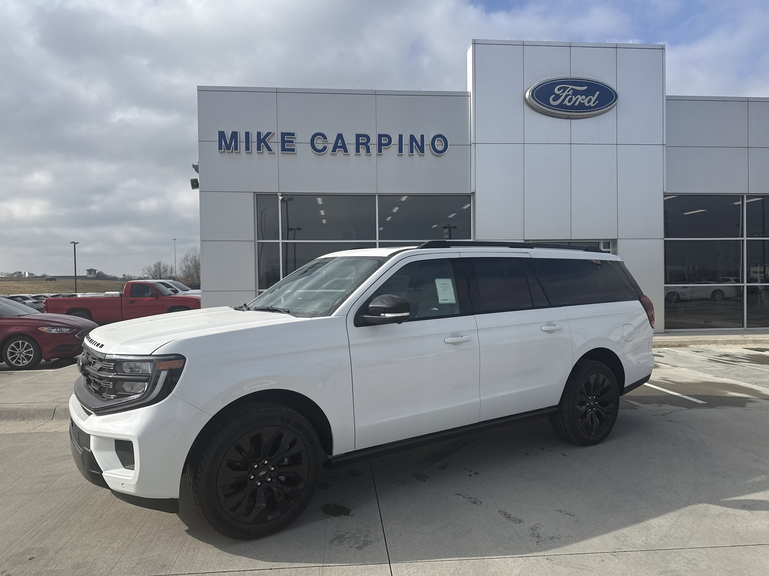 2025 Ford Expedition Platinum's photo