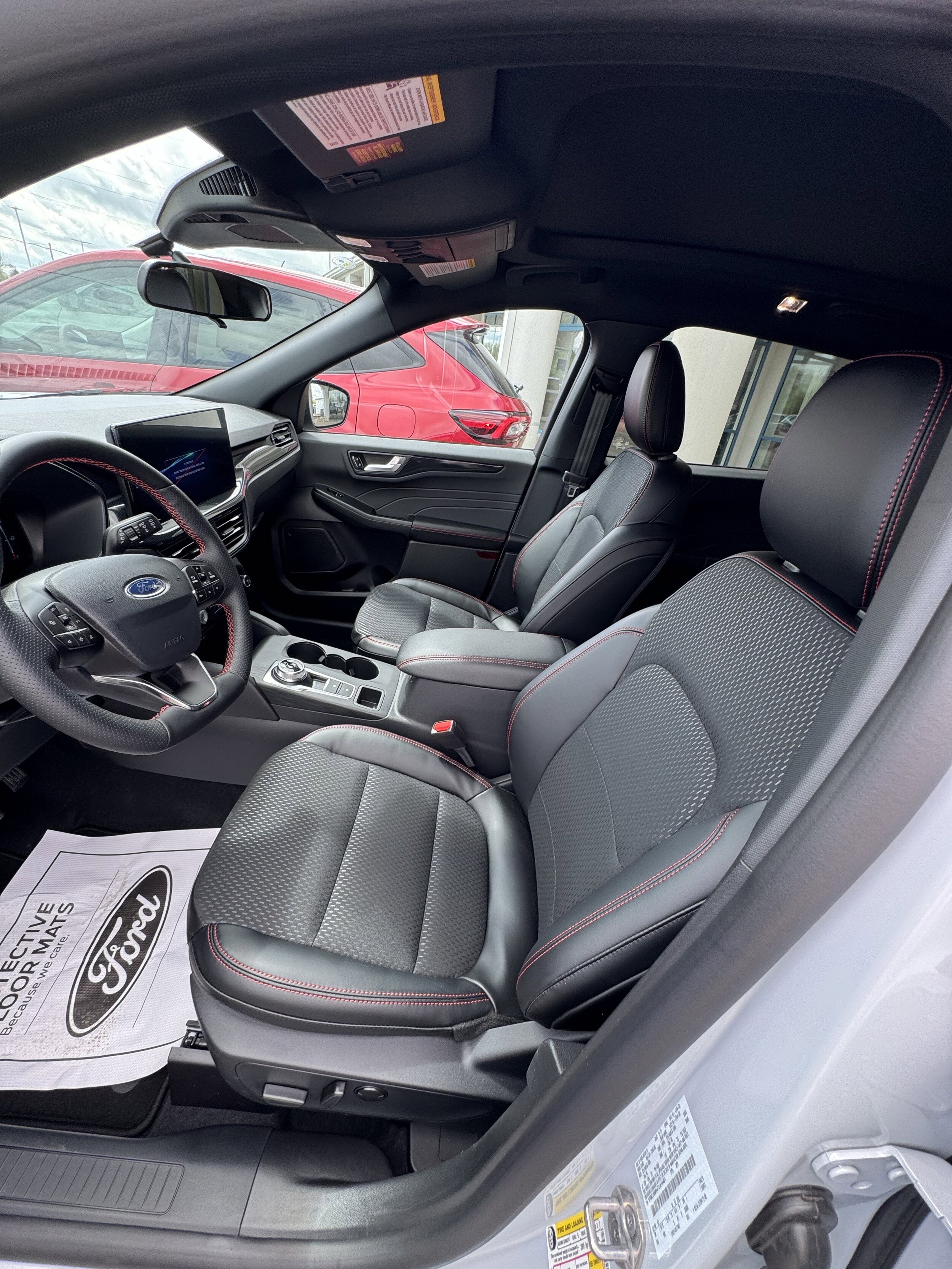 2026 Ford Escape ST-Line - Photo 10