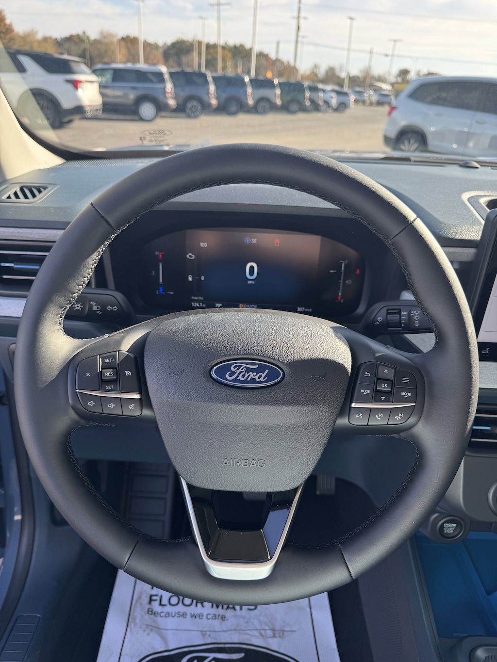 2025 Ford Maverick XLT photo 3