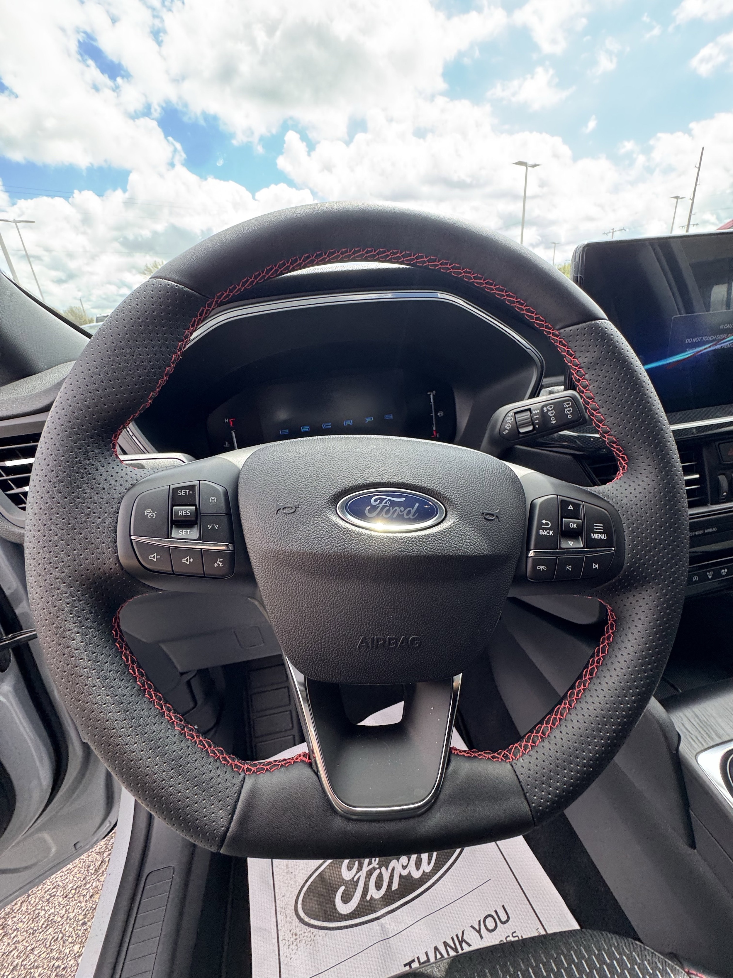 2026 Ford Escape ST-Line - Photo 12