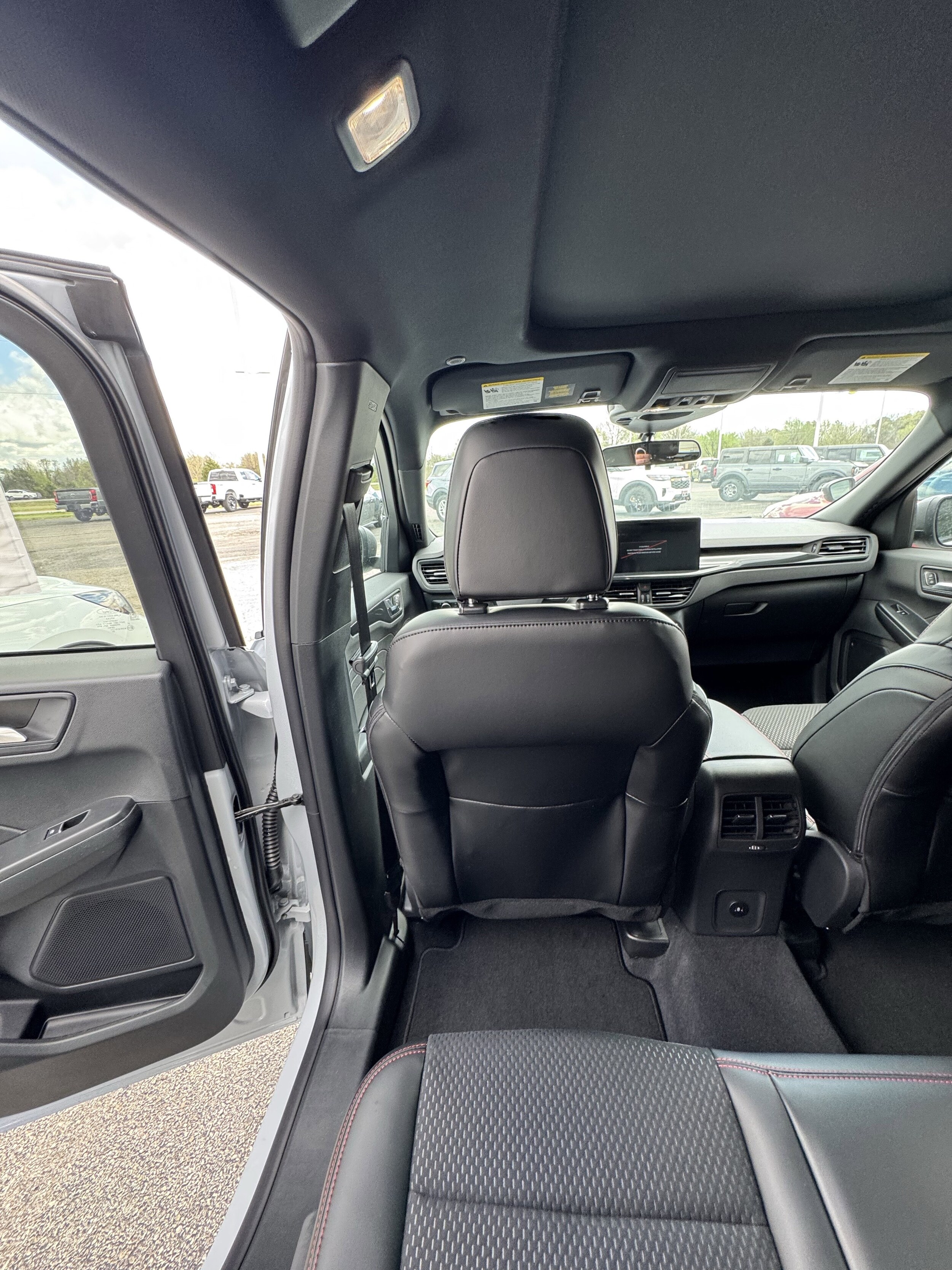 2026 Ford Escape ST-Line - Photo 21