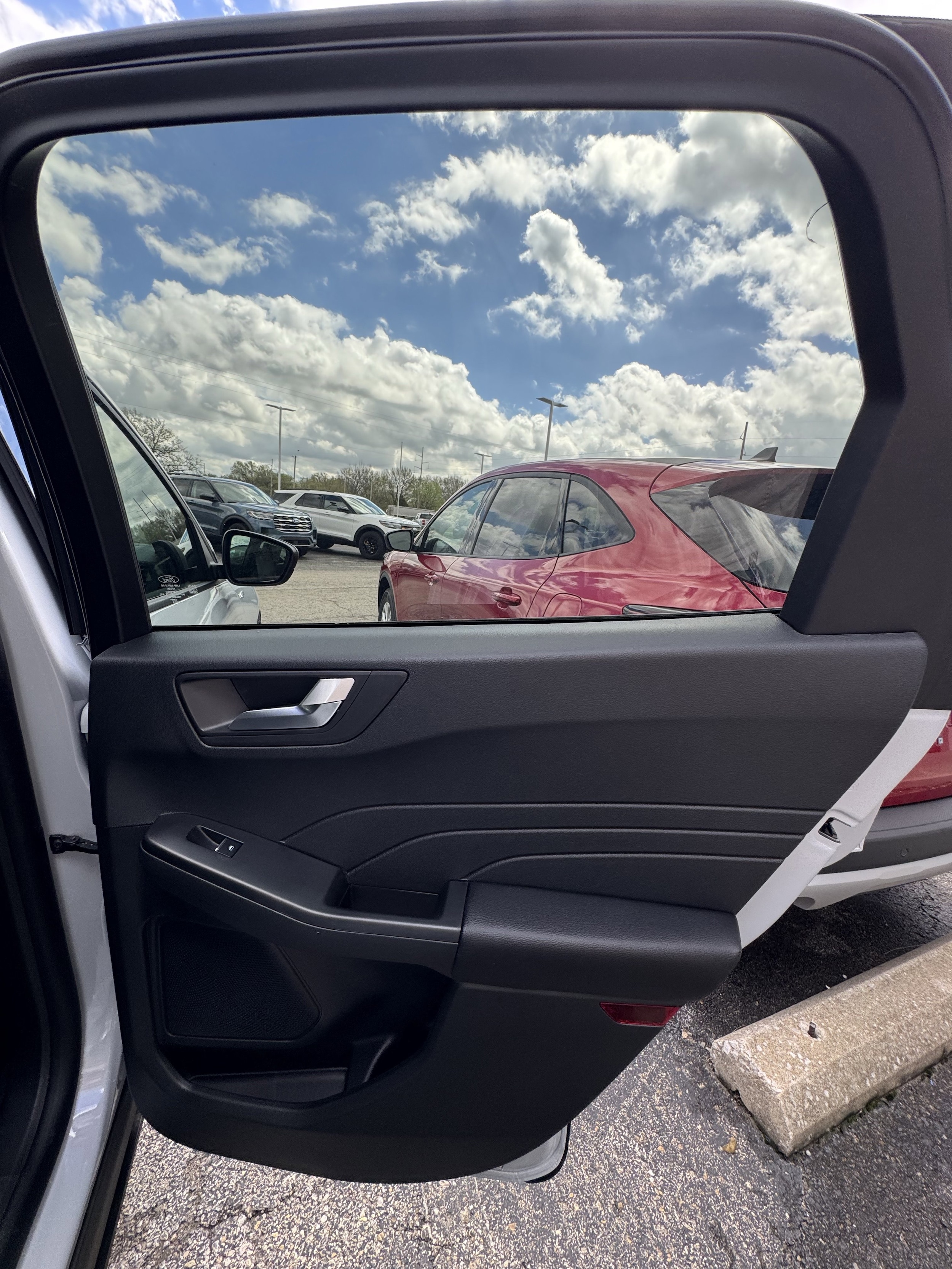 2026 Ford Escape ST-Line - Photo 24