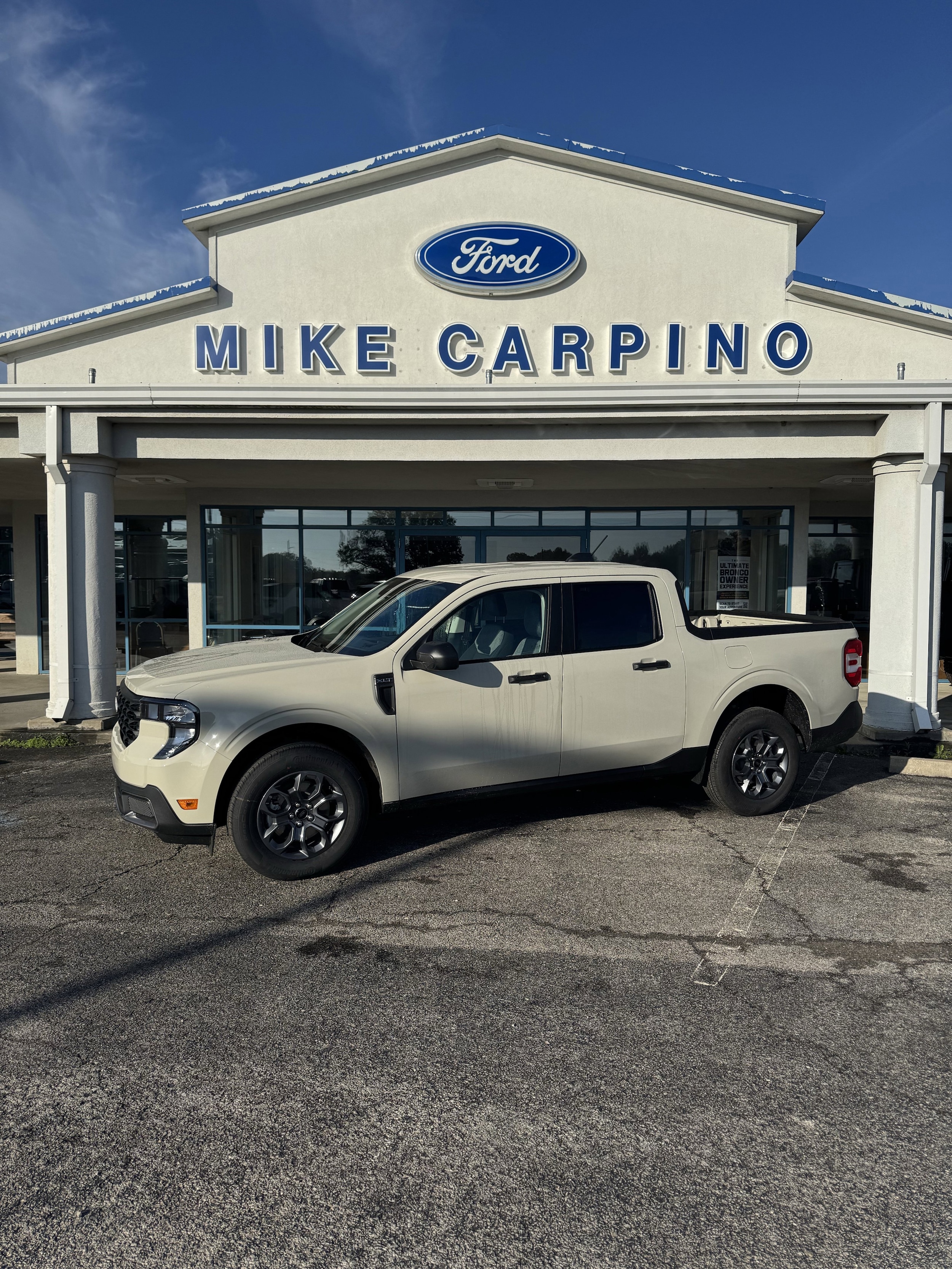 2025 Ford Maverick XLT's photo