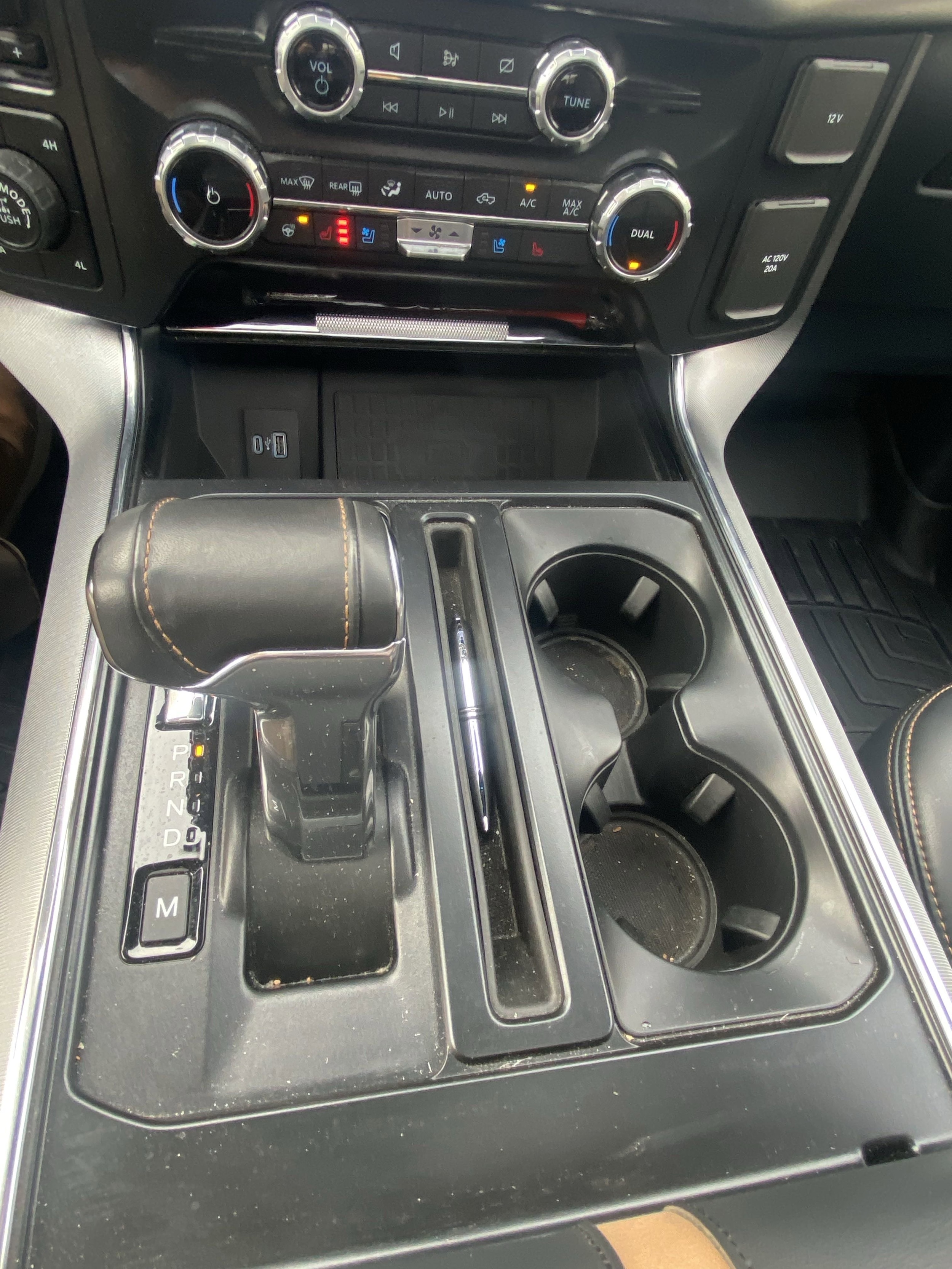 2022 Ford F-150 Platinum - Photo 19