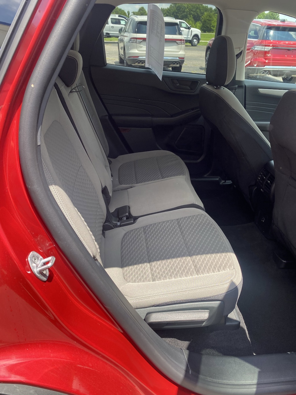 2022 Ford Escape SE photo 3