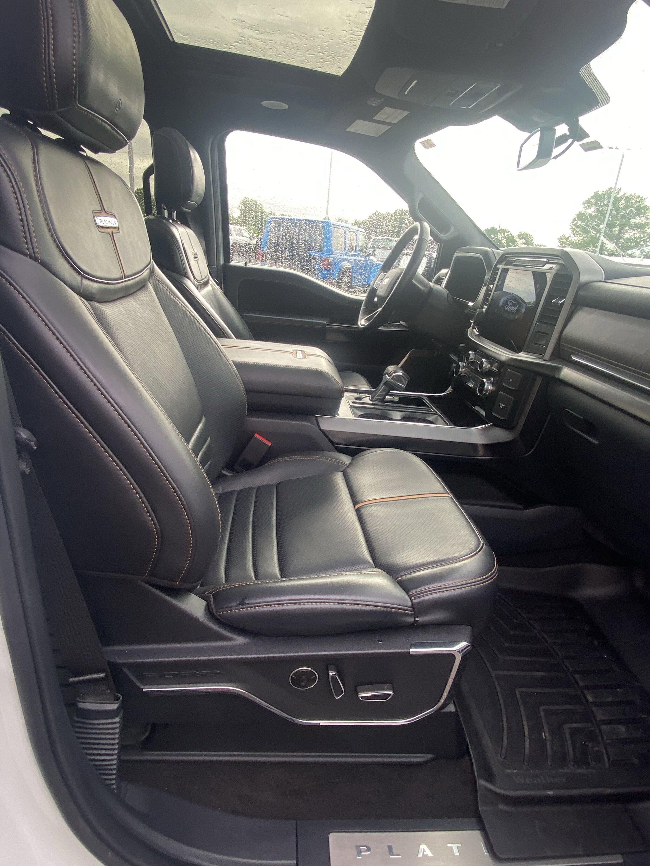 2022 Ford F-150 Platinum - Photo 10