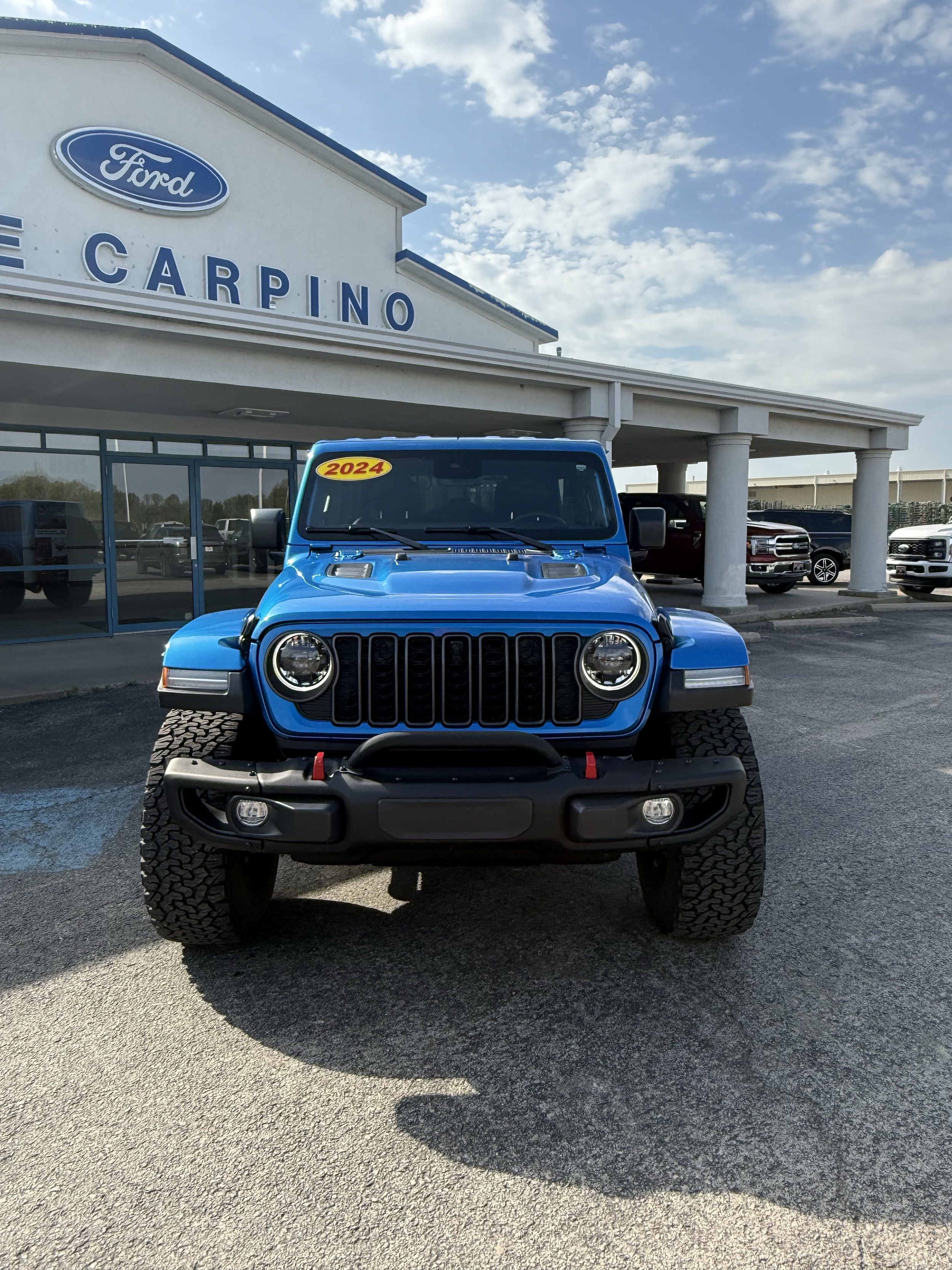 Used 2024 Jeep Wrangler 4-Door Rubicon X with VIN 1C4RJXFN1RW129682 for sale in Pittsburg, KS