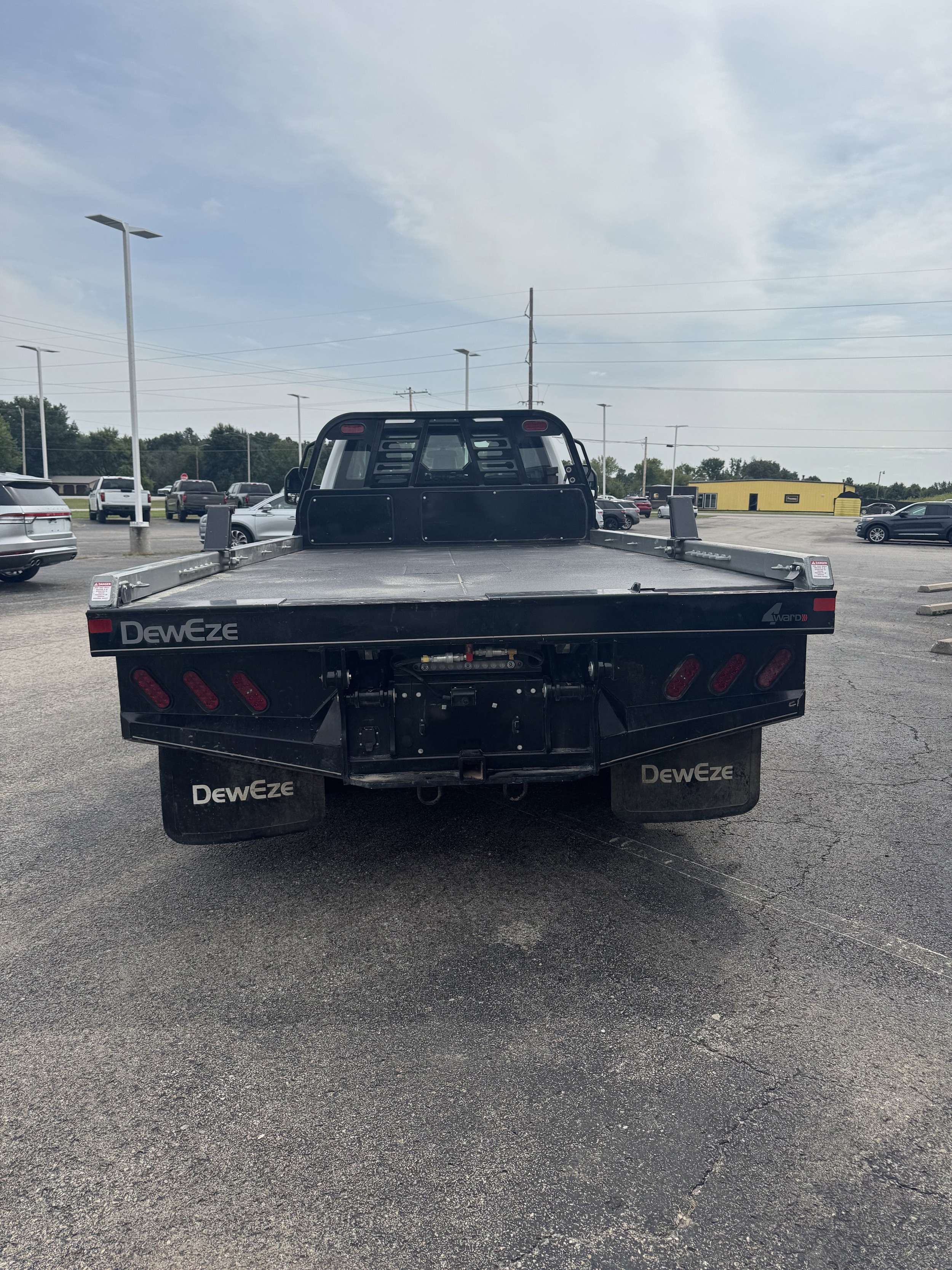 2024 Ford F-350 Super Duty Chassis Cab XL - Photo 6