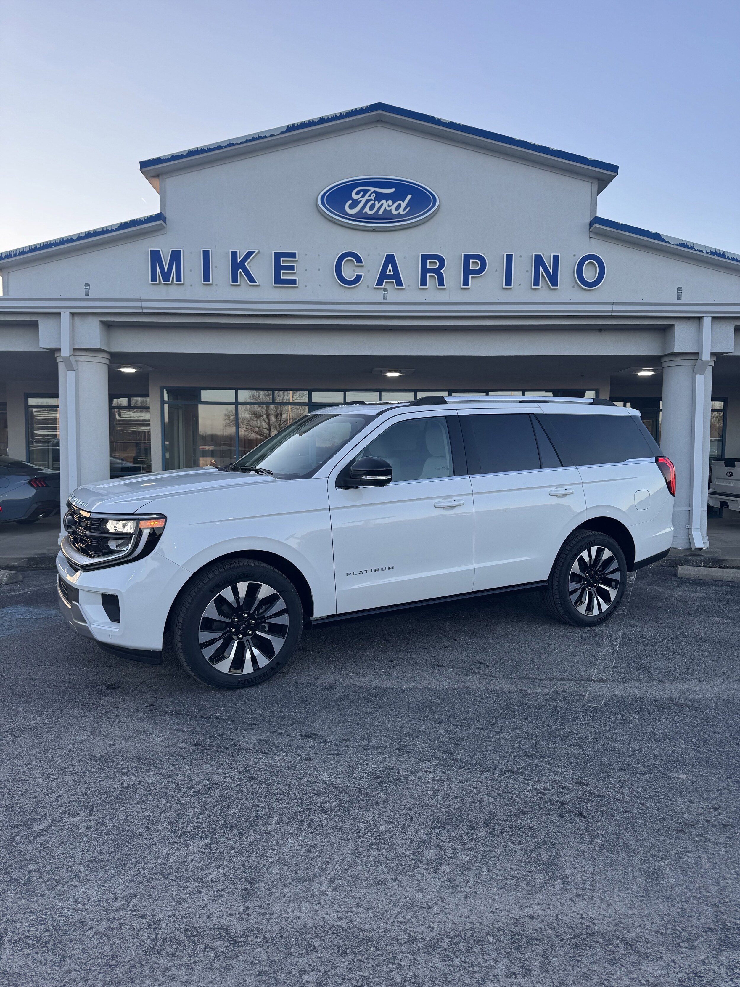 2026 Ford Expedition Platinum's photo