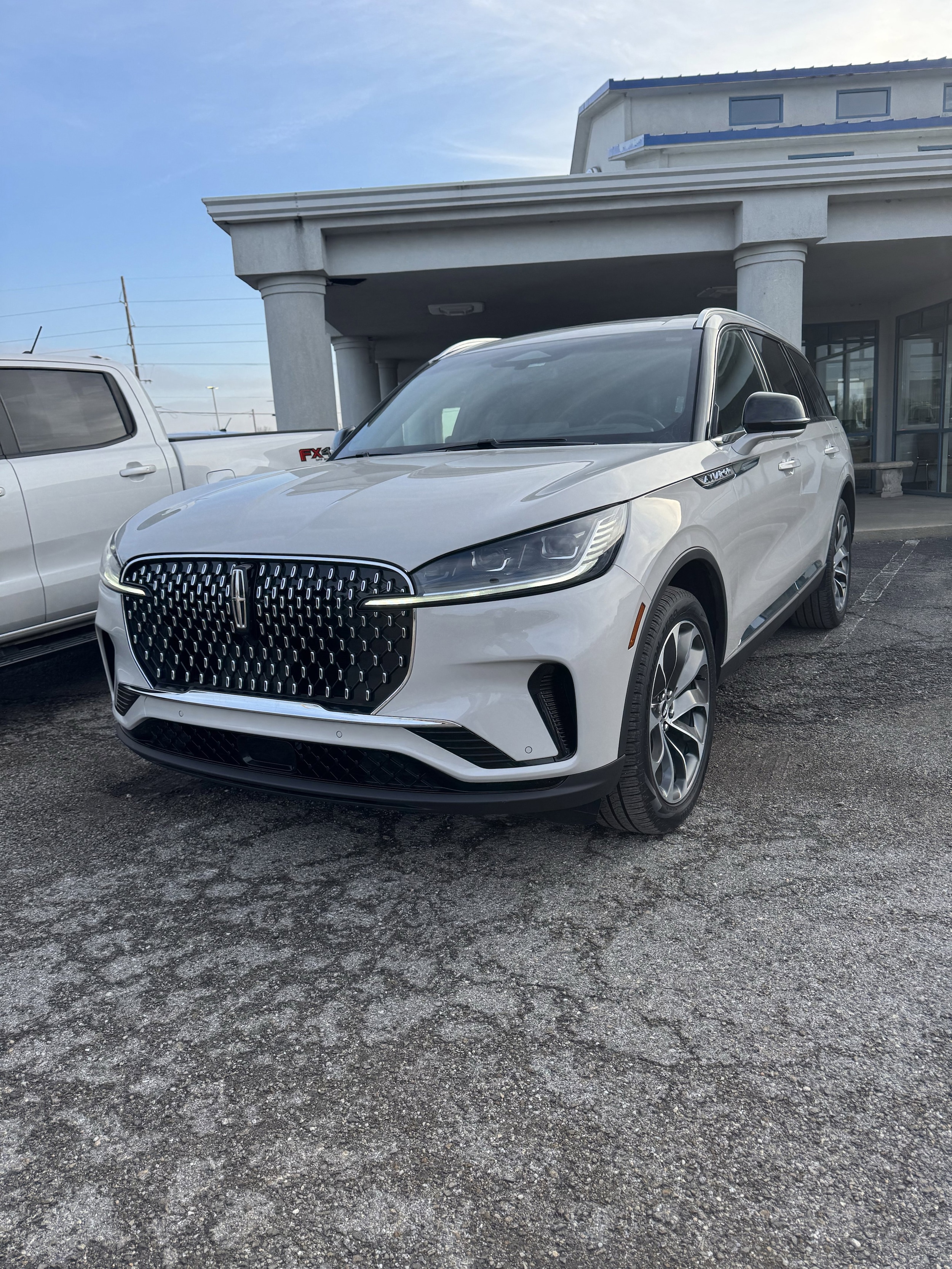 2025 Lincoln Aviator Reserve's photo