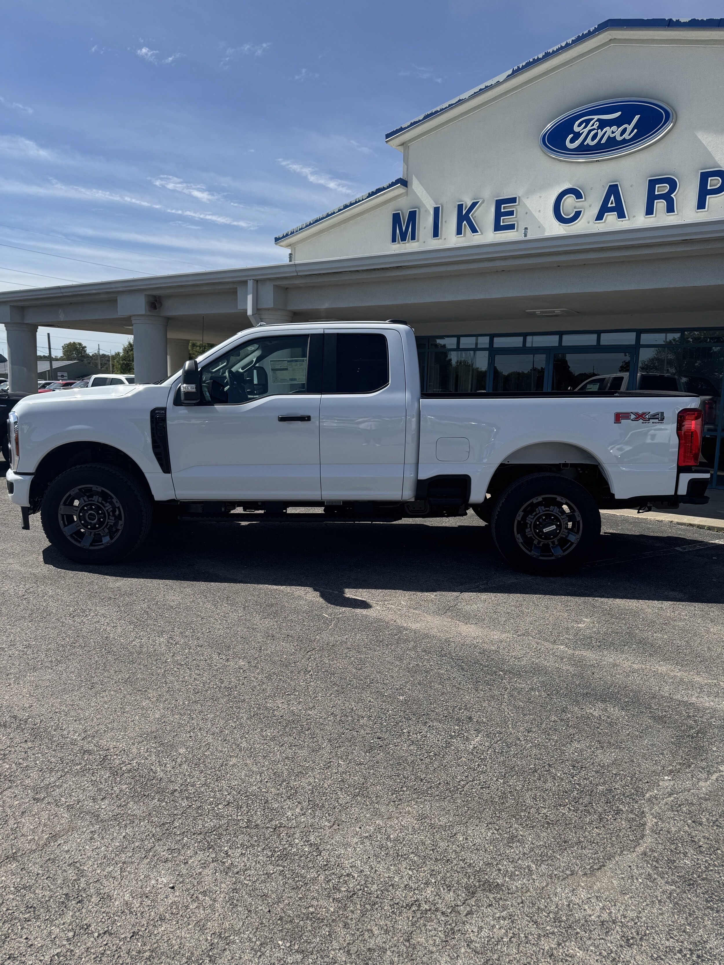 2026 Ford F-350 Super Duty XL - Photo 8