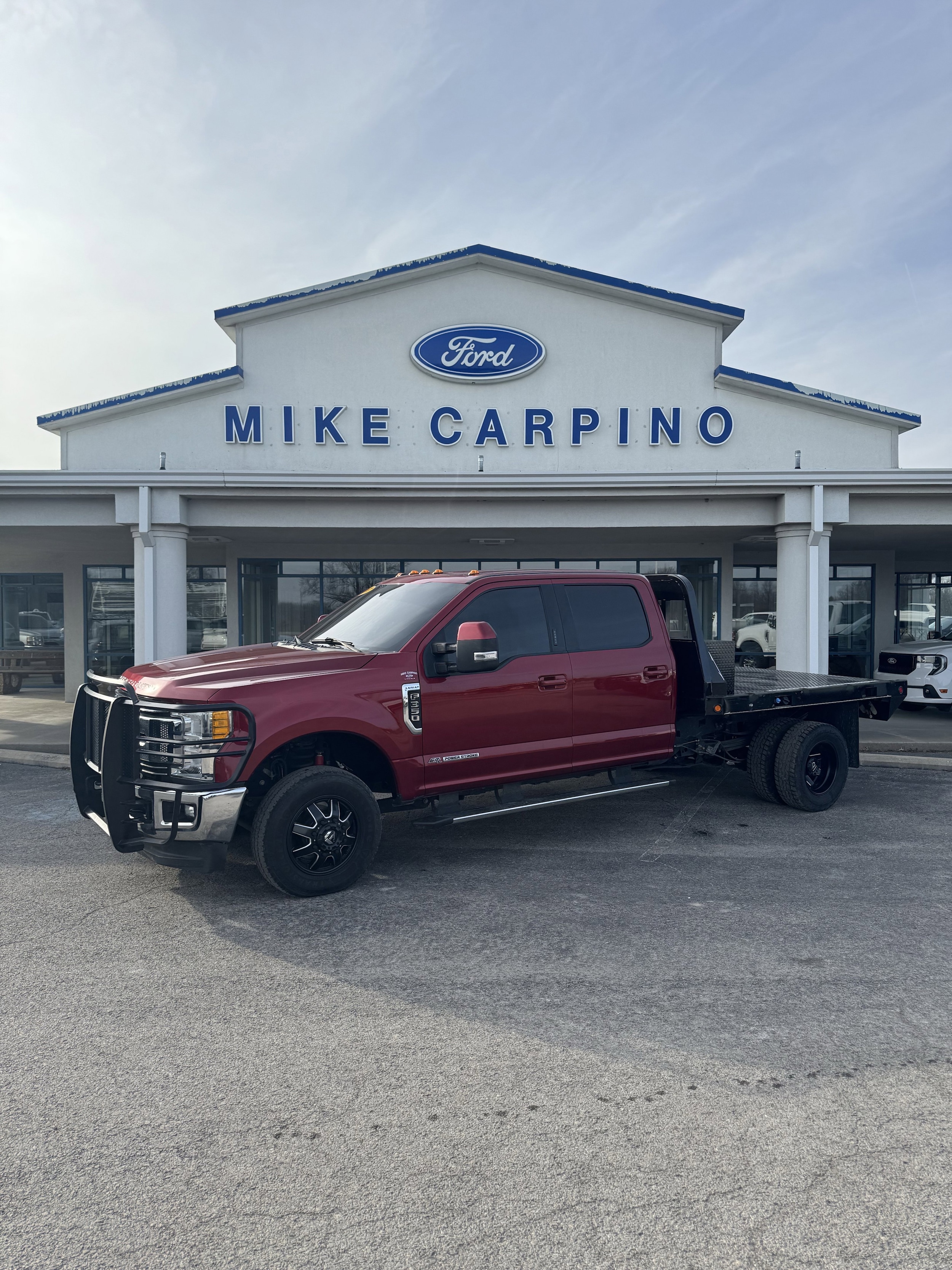 2017 Ford F-350 Super Duty Lariat's photo