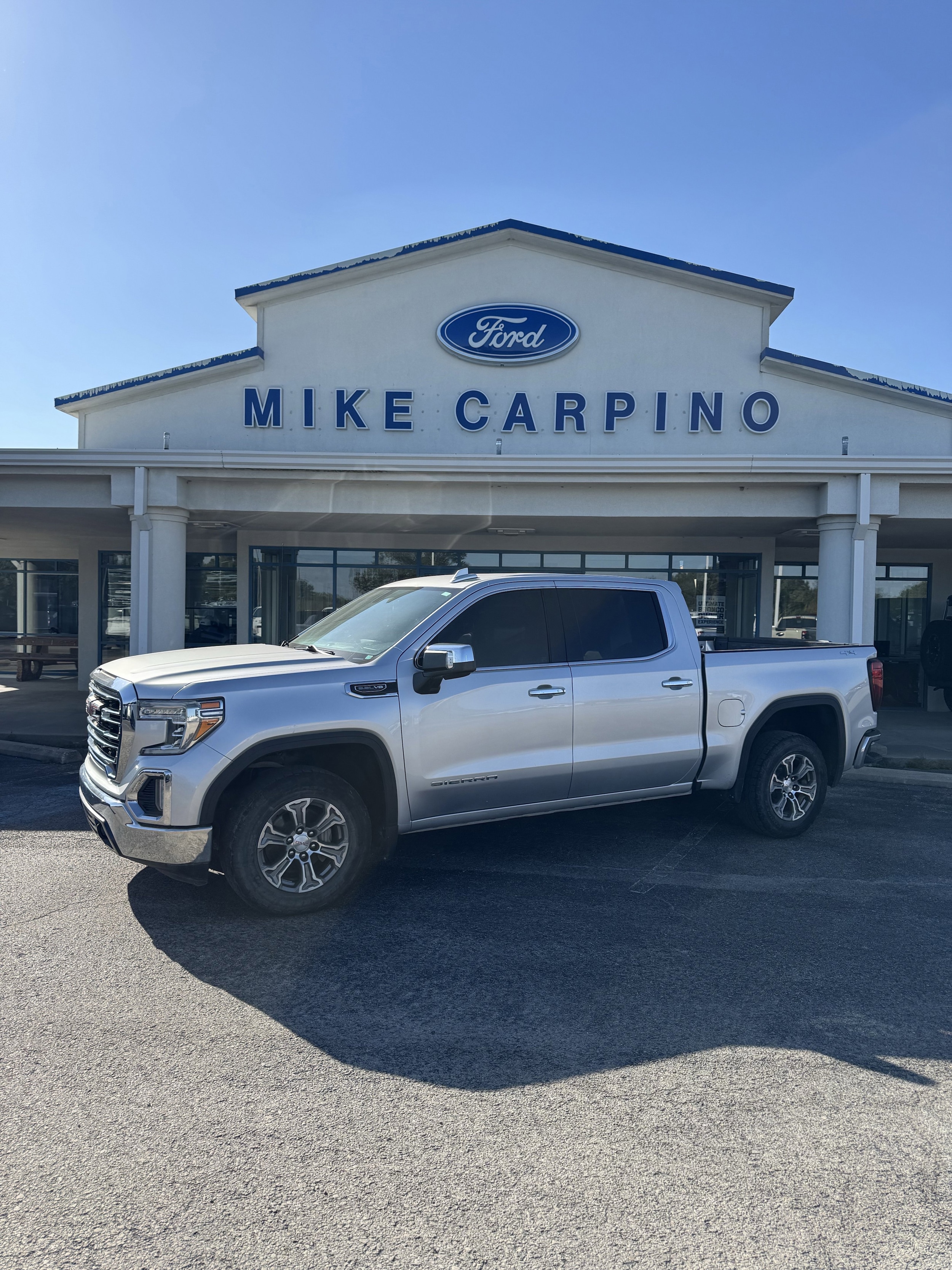 2019 GMC Sierra 1500 SLT's photo