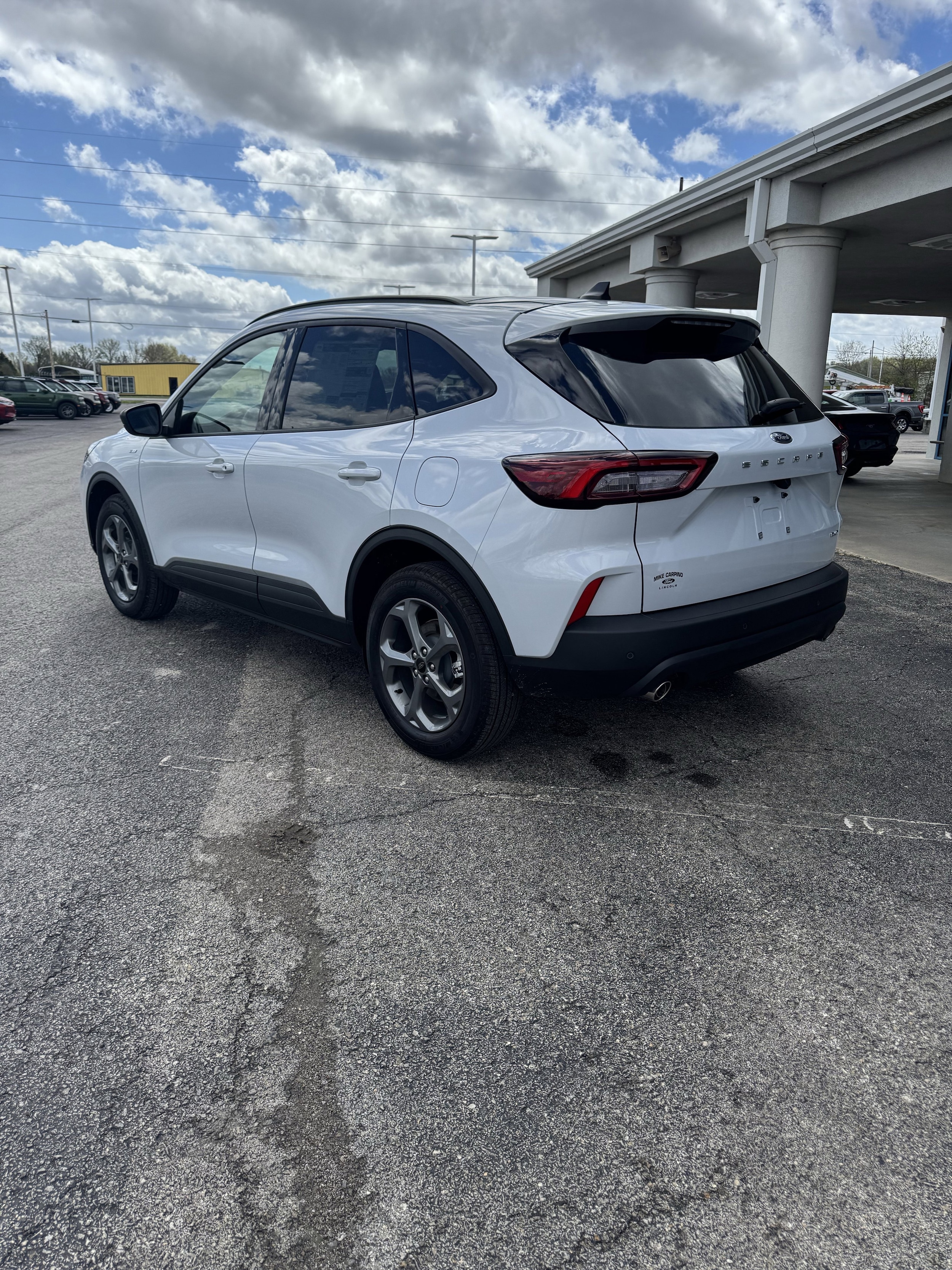 2026 Ford Escape ST-Line - Photo 7
