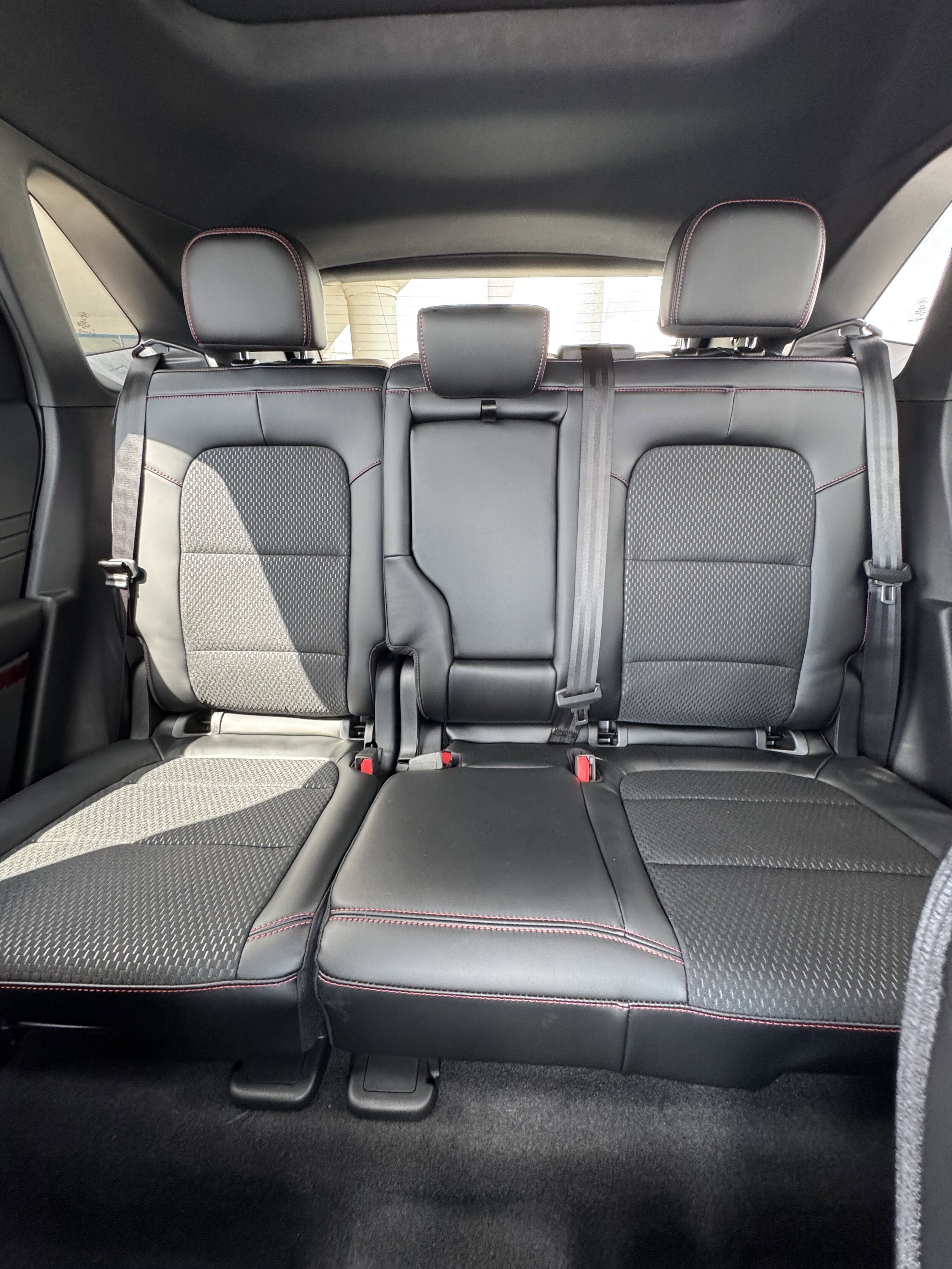 2026 Ford Escape ST-Line - Photo 14