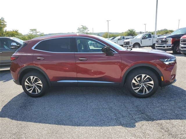 2023 Buick Envision Essence photo 3