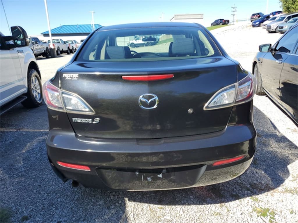 Used 2013 Mazda Mazda3 i SV Sedan