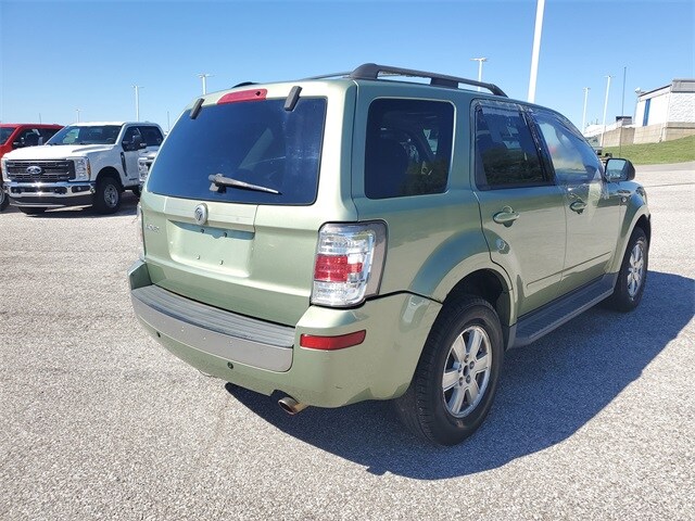2009 Mercury Mariner Luxury photo 3
