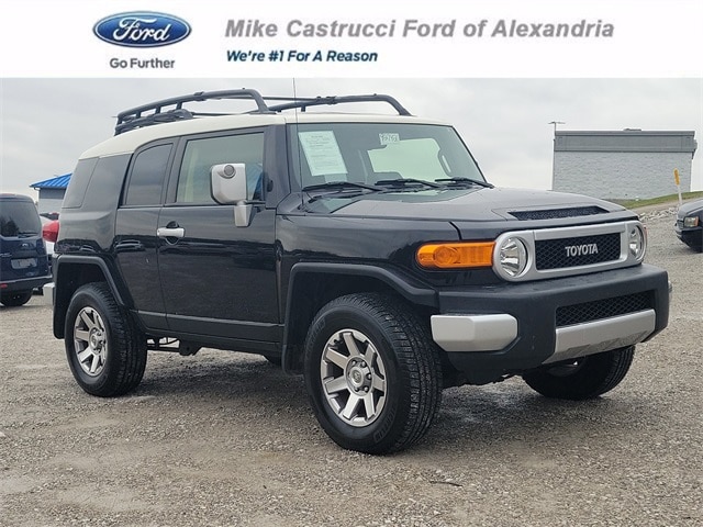 2014 Toyota FJ Cruiser Base's photo
