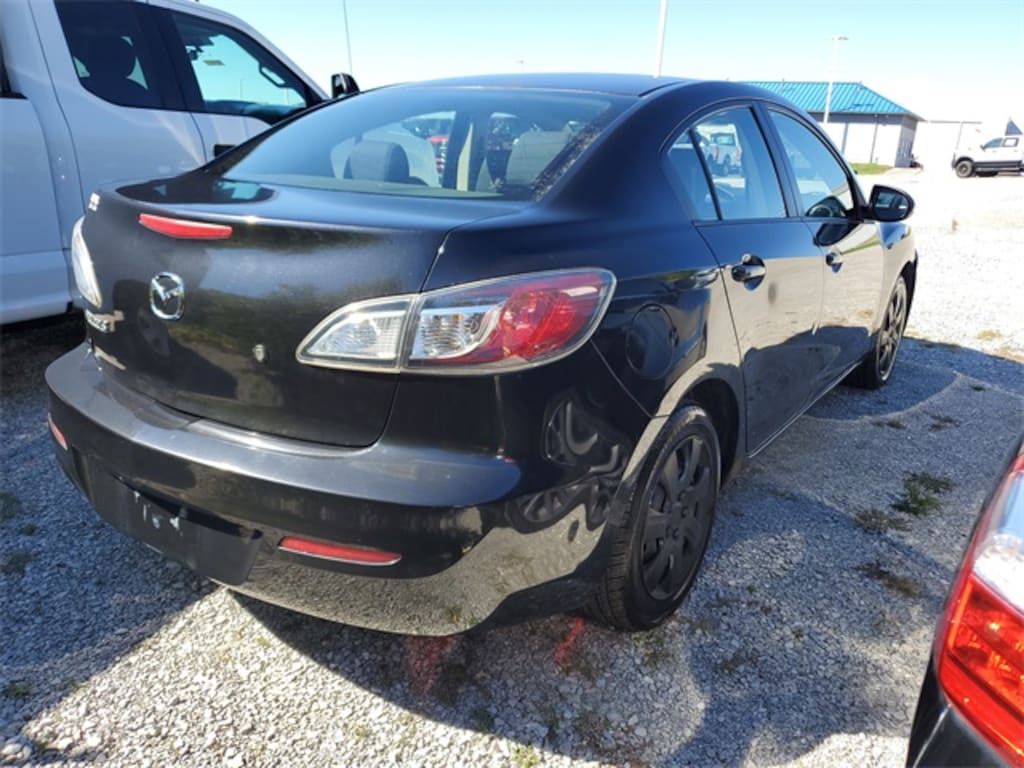Used 2013 Mazda Mazda3 i SV Sedan