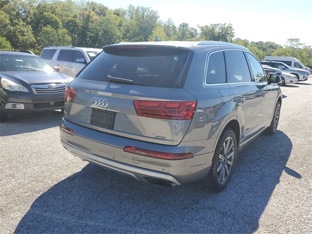 2017 Audi Q7 3.0T Premium photo 2
