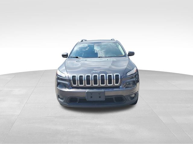 Used 2016 Jeep Cherokee Latitude with VIN 1C4PJMCS0GW215305 for sale in Alexandria, KY
