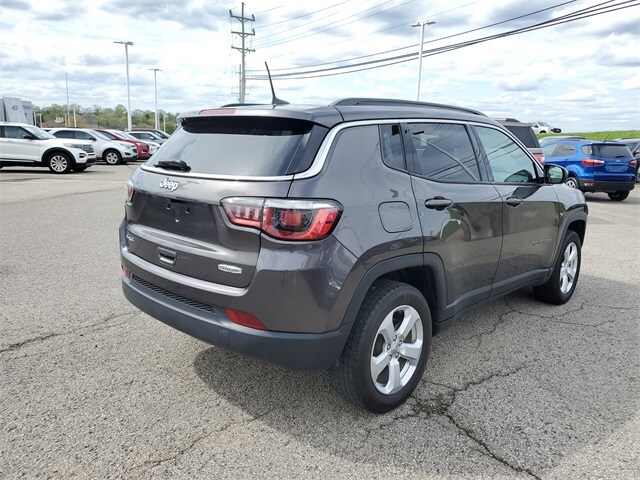 2020 Jeep Compass Latitude photo 4