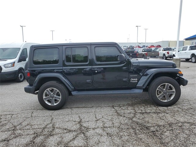 2021 Jeep Wrangler Unlimited Sahara photo 3