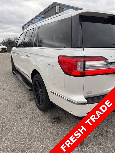 2018 Lincoln Navigator L Reserve photo 2