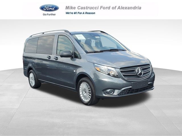 2023 Mercedes-Benz Metris Passenger Van
