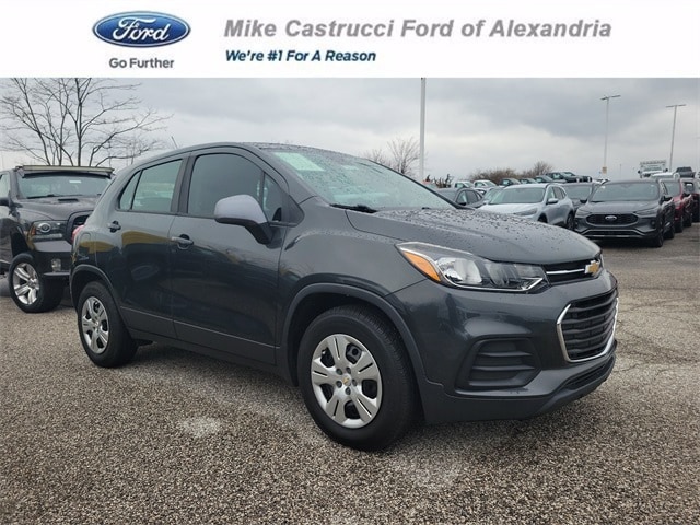 2019 Chevrolet Trax LS's photo