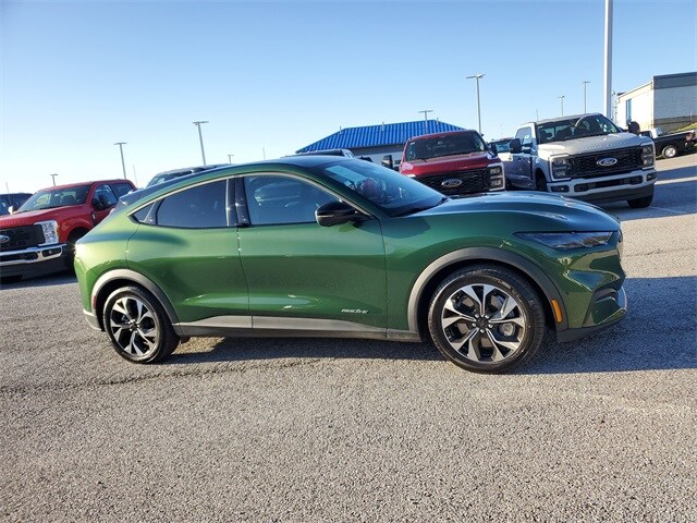 2024 Ford Mustang Mach-E Select photo 3