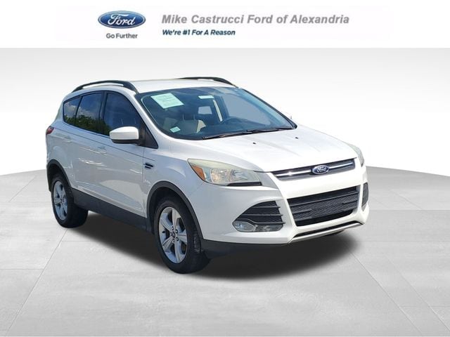 2015 Ford Escape SE's photo