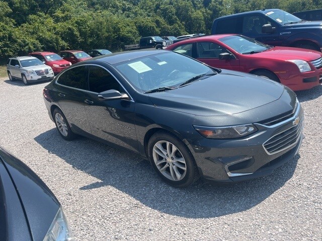 2018 Chevrolet Malibu 1LT photo 3