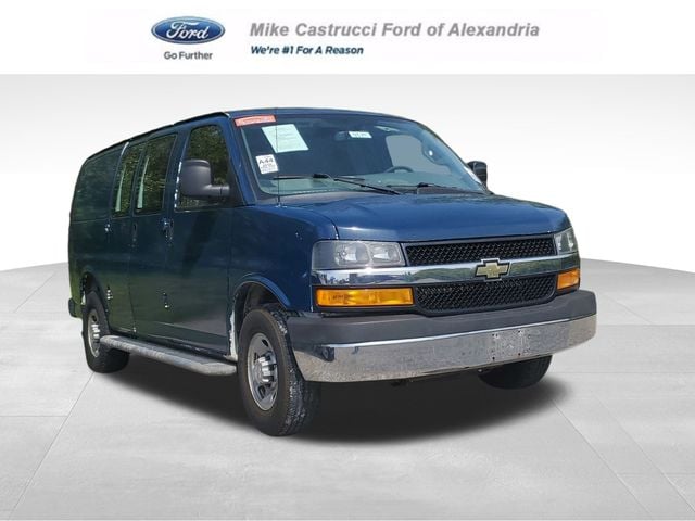 2018 Chevrolet Express 2500 Work Van HD's photo